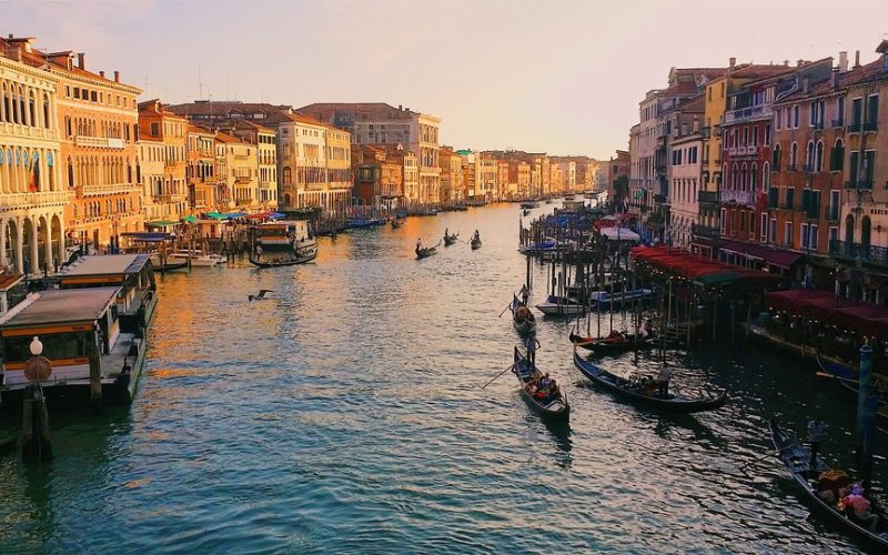 Kanál Grande: najdôležitejšia dopravná tepna Benátok